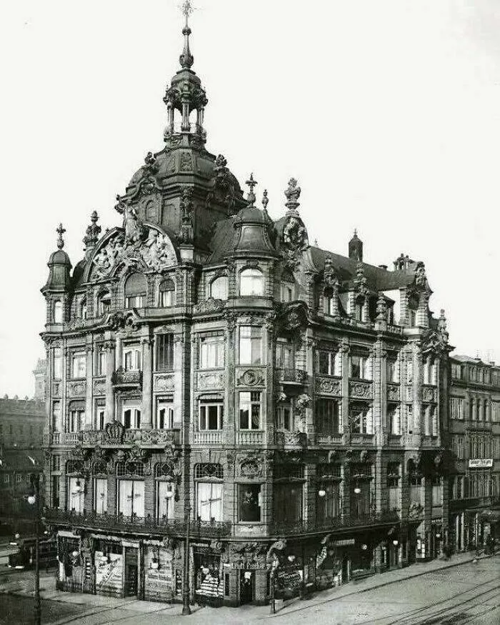 Timeless beauty architecture that echoes the past - #22 The Kaiserpalast in Dresden, Built Late 1800s, Destroyed 1945
