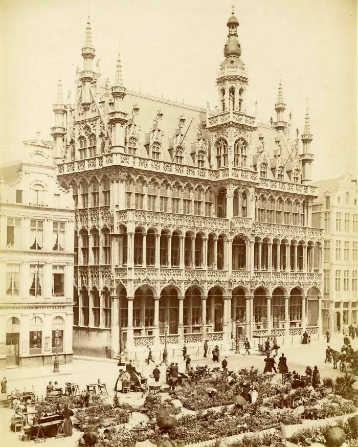 Timeless beauty architecture that echoes the past - #23 Brussels’ Maison Du Roi (King’s House), 1874-1896