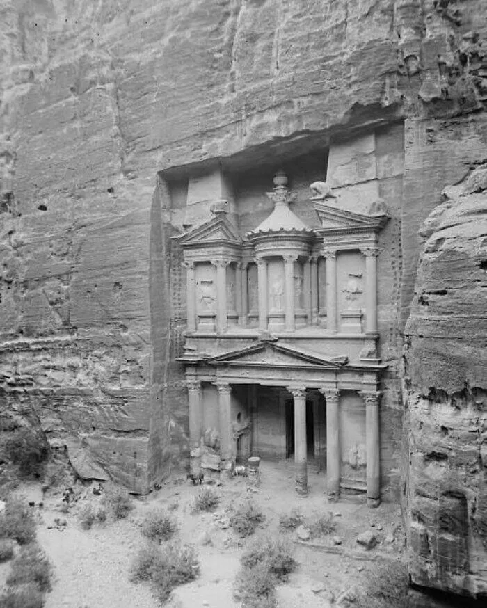 Timeless beauty architecture that echoes the past - #8 Canberra’s Landscape from 1920 to 1940, Australia