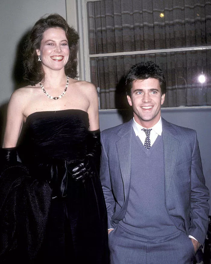 Celebrites bien plus grandes que vous ne le pensiez - #1 Sigourney Weaver
