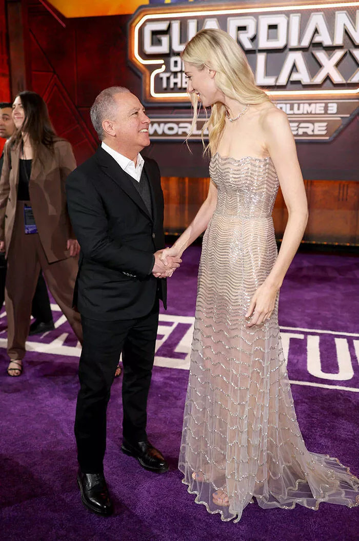 Celebrites bien plus grandes que vous ne le pensiez - #5 Elizabeth Debicki