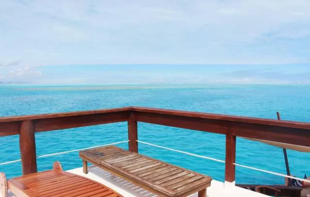 Floating bar and pizzeria in fiji - #22 