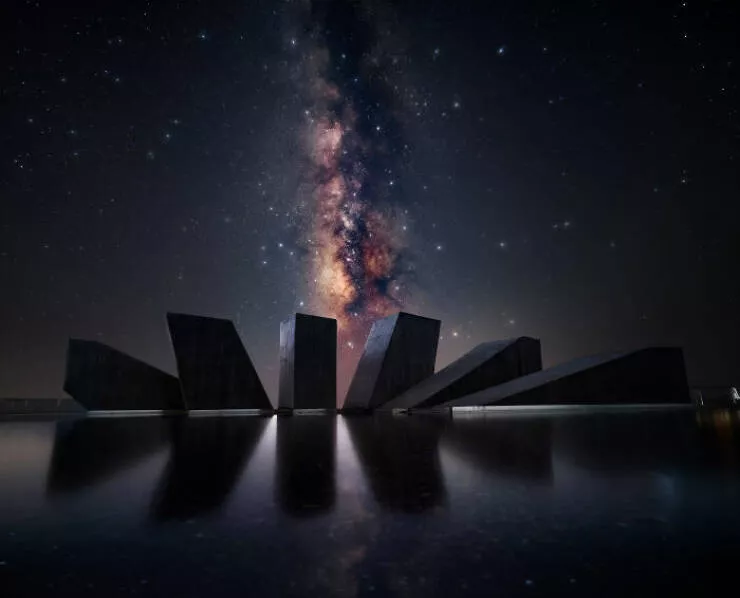 Spectacular space photography that captures distant galaxies - #24 Starlit Portal to the Galactic Core