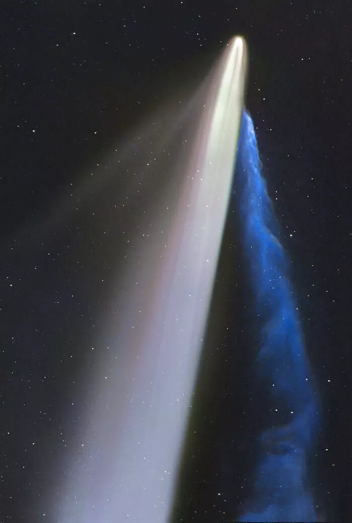 Spectacular space photography that captures distant galaxies - #5 A Close Encounter with a Frozen Visitor from Space