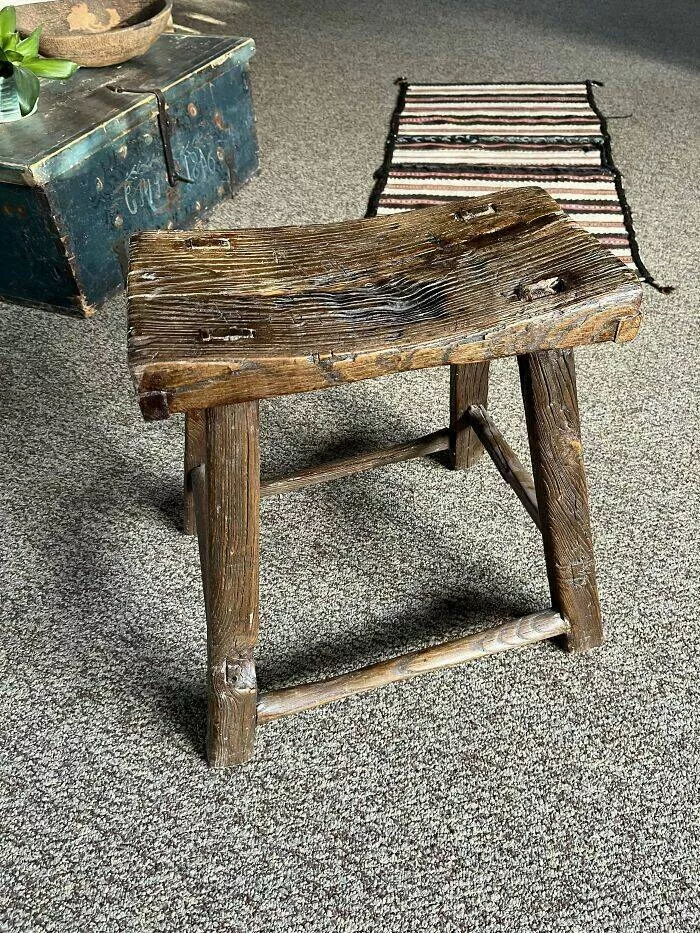 Rare retro finds that finally get the attention they deserve - #33 Loving The Character And Wear On This $4.99 Goodwill Stool Rare retro finds that finally get the attention they deserve - #33 Loving The Character And Wear On This $4.99 Goodwill Stool