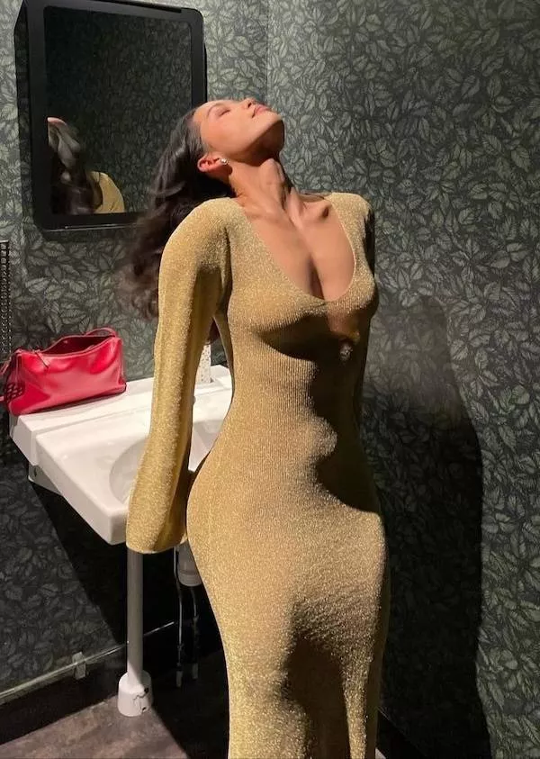Cette robe fait tourner toutes les tetes - #8 