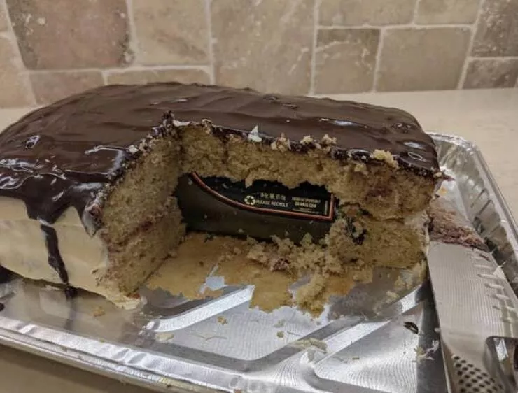When madness meets masterful vision - #14 Rumple Minze hidden in birthday cake—friendship betrayal level 100