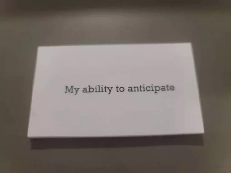 When madness meets masterful vision - #42 Job seeker hands out cards: “My strength? Ending this interview”
