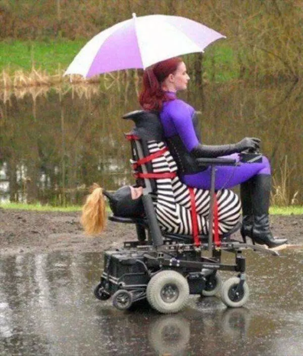 Photos that make you wonder what happened - #4 
