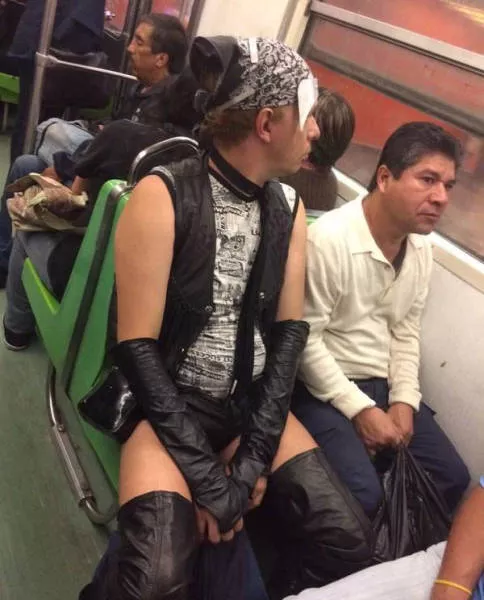 41 wtf photos that defy imagination - #17 