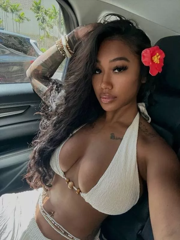 Boobs celebrated with confidence and grace - #20 