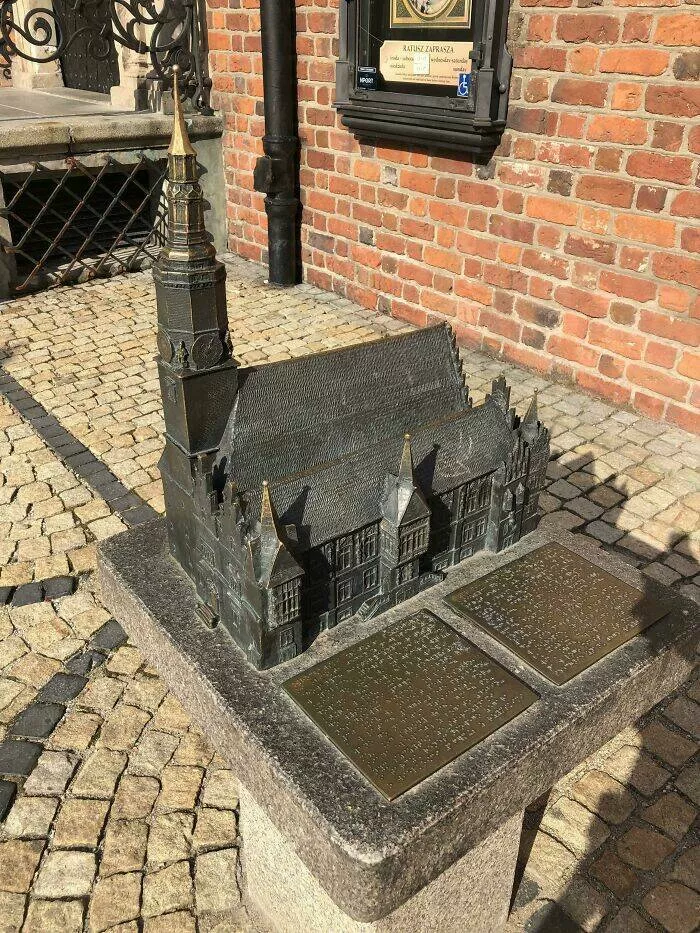 Cool gems from every corner of the globe internets hidden treasures - #2 Wroclaw gives blind visitors touchable cityscapes of rivers and cathedrals