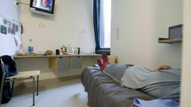 Cool gems from every corner of the globe internets hidden treasures - #37 Finnish prison cell designed for calm, not punishment, light and space