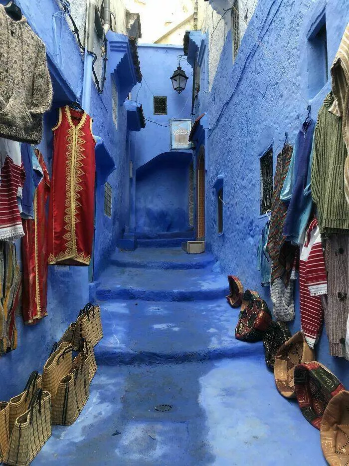Tresors caches de la planete des pepites trouvees partout - #47 Chefchaouen, Maroc : ville entière peinte en bleu, rêve visuel total