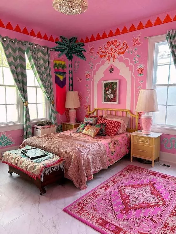 Interieurs maximalistes qui explosent de couleurs le chic du desordre organise - #5 