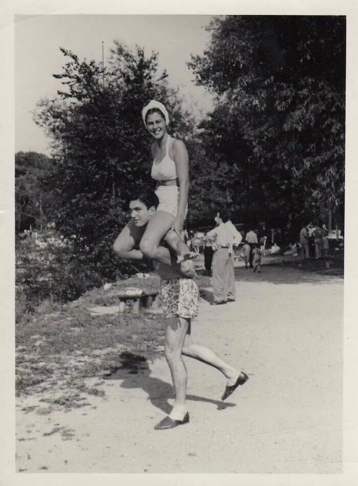 Timeless moments ordinary days in the 50s - #6 My Grandparents Going To The Beach In 1950