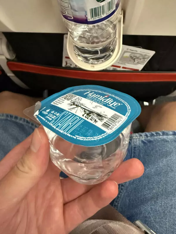 Capturer lextraordinaire les photos qui sarretent - #25 J'ai reçu un cube d'eau, une forme surprenante
