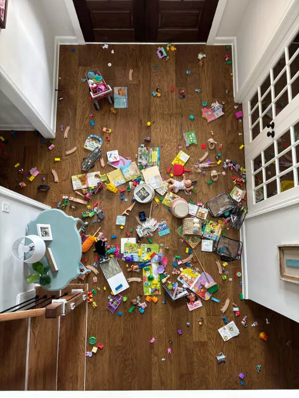 When everything goes wrong - #20 Toddlers attempt to be Buzz Lightyear during my work call When everything goes wrong - #20 Toddlers attempt to be Buzz Lightyear during my work call