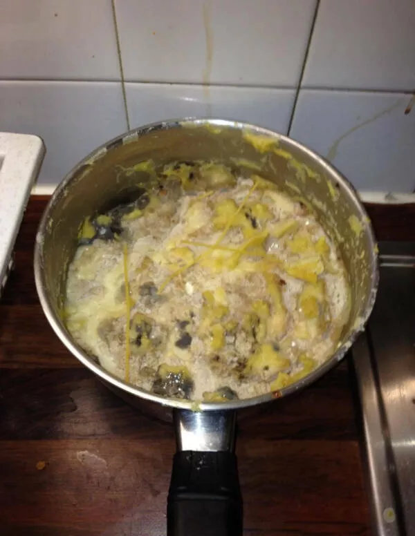 Les mauvais jours quand rien ne va comme prevu  - #5 Parti en vacances, j'ai oublié ma purée dans une casserole