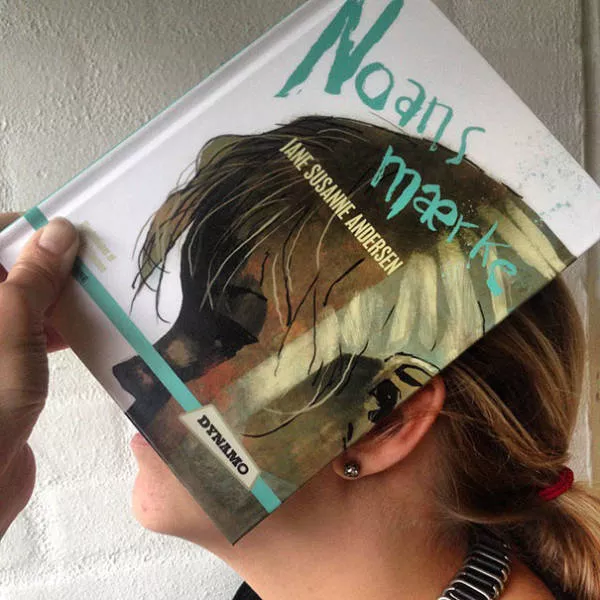 Optical illusions in book covers - #51 