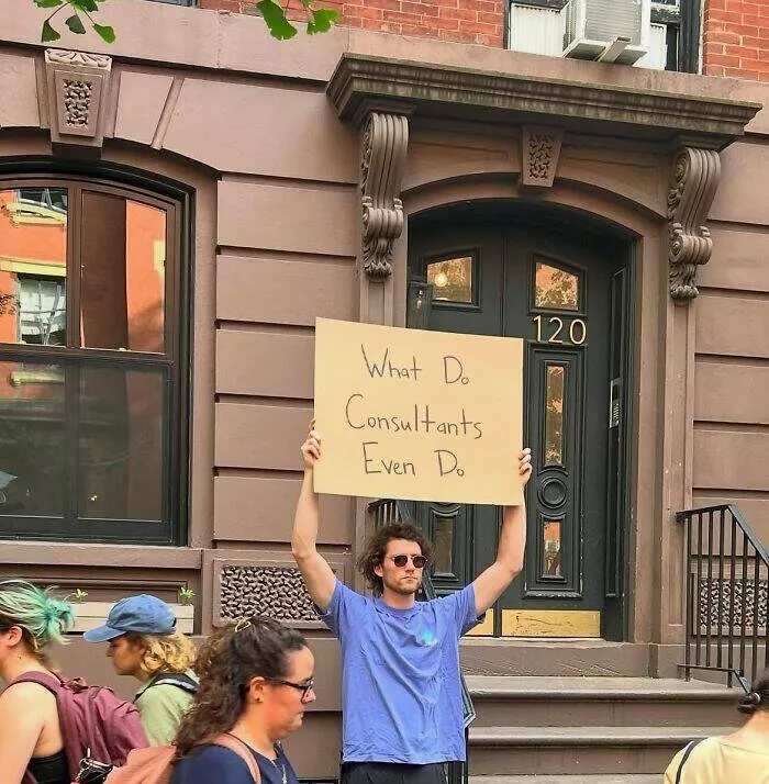 The dude with the sign his best messages - #17 