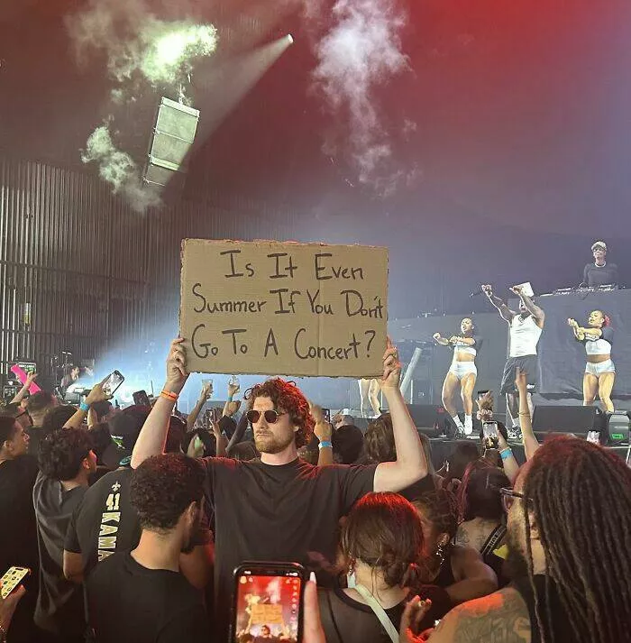 The dude with the sign his best messages - #3 