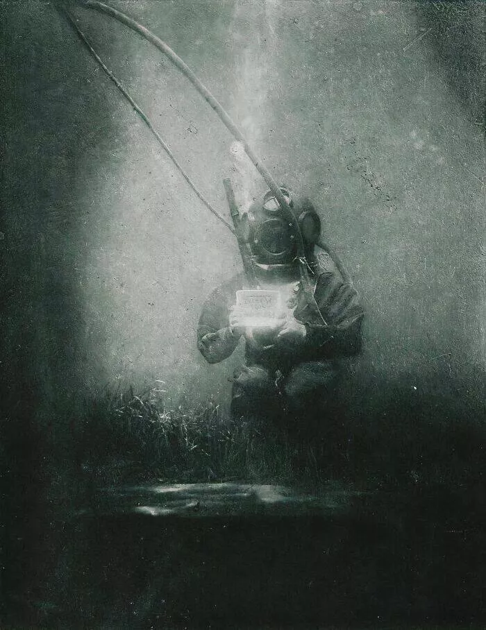 Cliches du 19e siecle le temps sest arrete - #3 Emil Racovitza en scaphandrier à l'observatoire, 1899