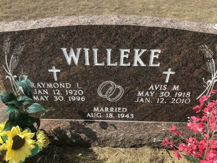 Unbelievable coincidences question reality - #11 My grandparents died on each other's birthdays