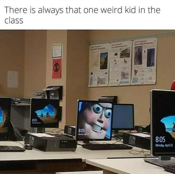 Le kit de survie du bureau en memes - #5 