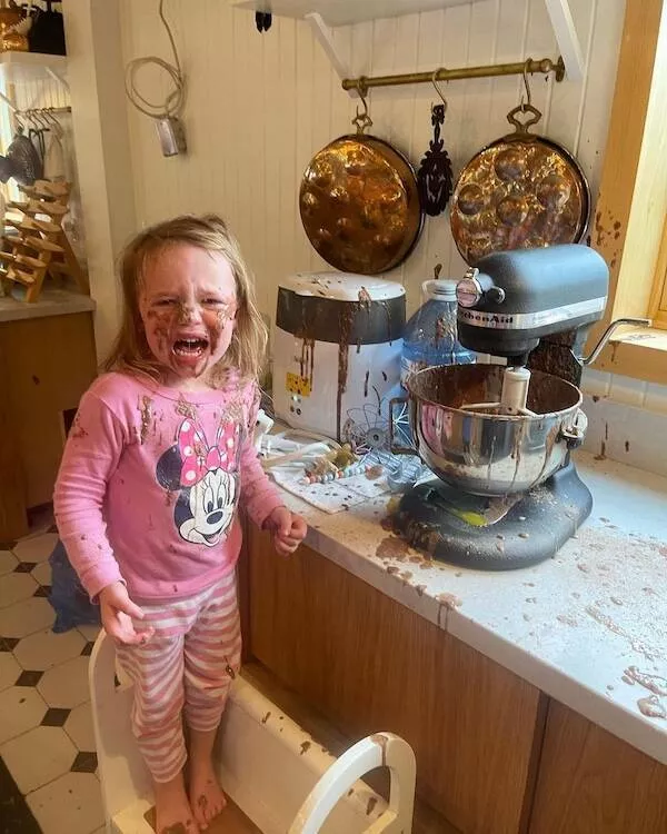 Tiny humans big messes a chaos album - #3 