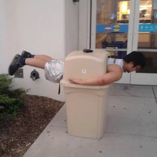 Strange snapshots from around the web - #22 
