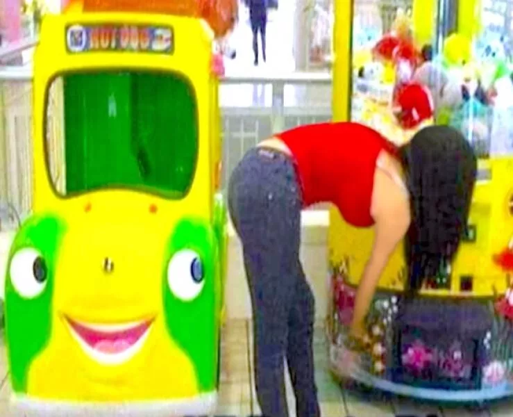 Strange snapshots from around the web - #3 