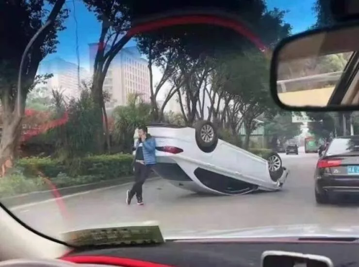 Car fails a gallery of bad luck on wheels - #1 