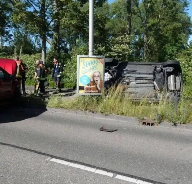 Car fails a gallery of bad luck on wheels - #2 