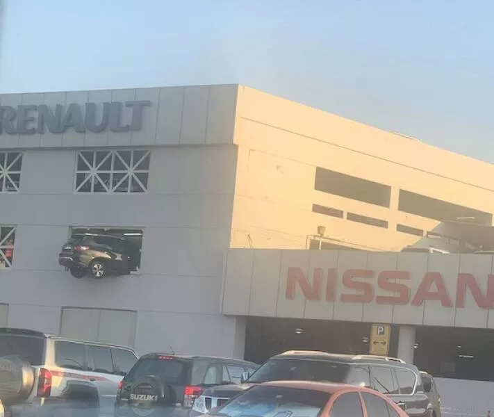 Car fails a gallery of bad luck on wheels - #4 