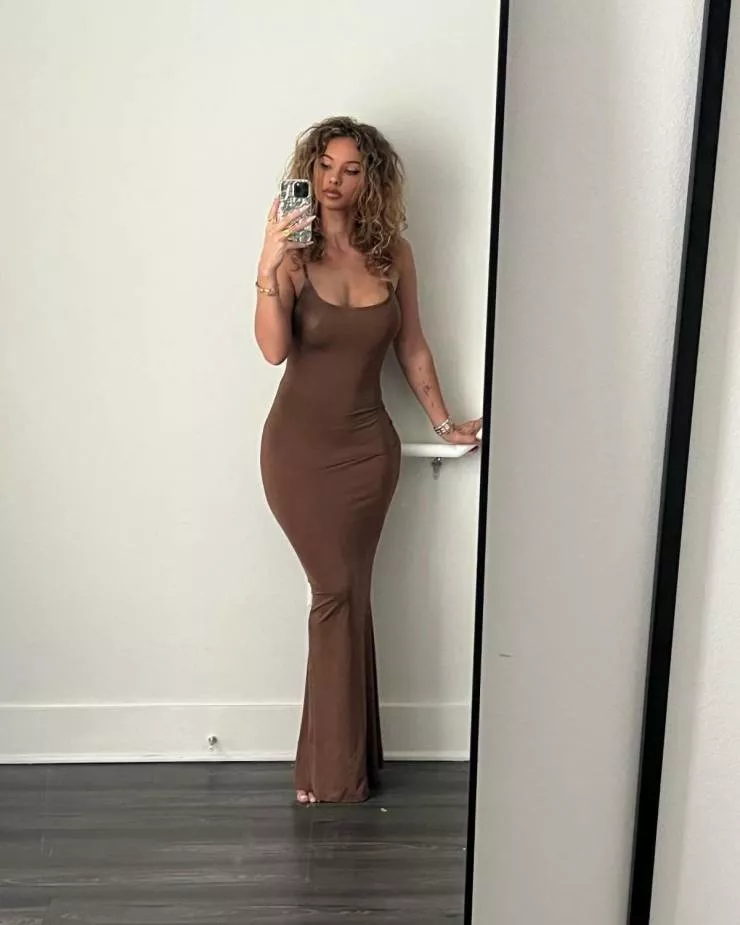 Jolie robe un album chic et sexy
