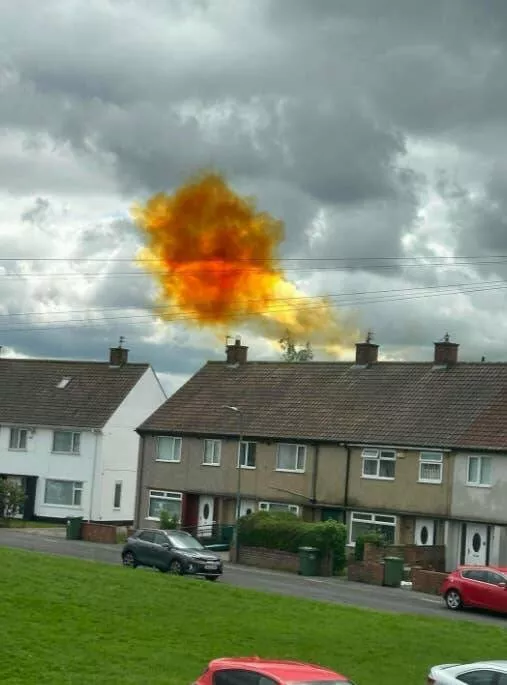Le monde comme vous ne lavez jamais vu - #15 Ces nuages partiellement orange dans le ciel