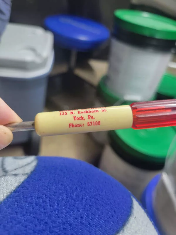 Awesome pictures worth sharing - #2 A vintage screwdriver with a five-digit phone number