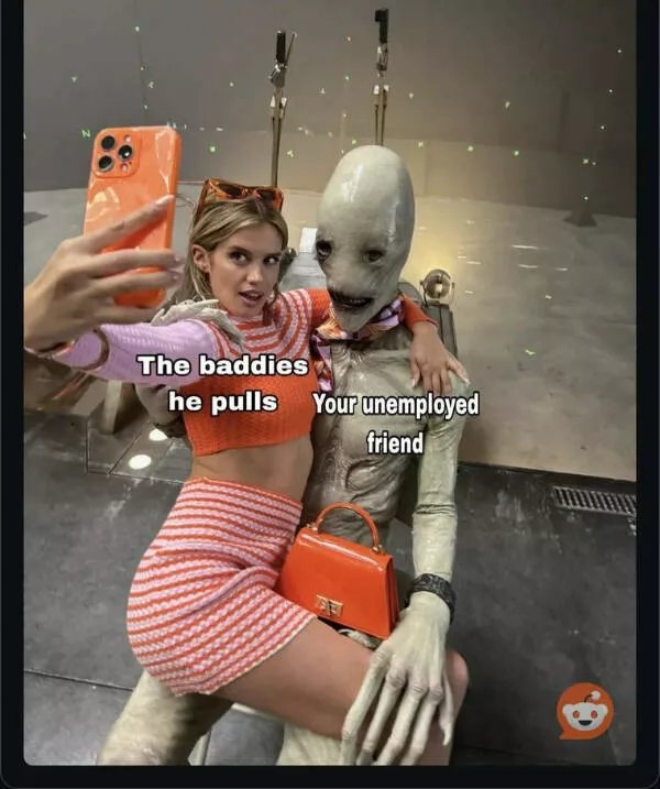 Compilation de memes aleatoires