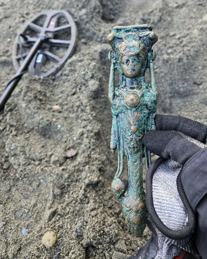 Decouvertes surprenantes sur la plage - #22 Une trouvaille incroyable qui nous a rendus très heureux Decouvertes surprenantes sur la plage - #22 Une trouvaille incroyable qui nous a rendus très heureux