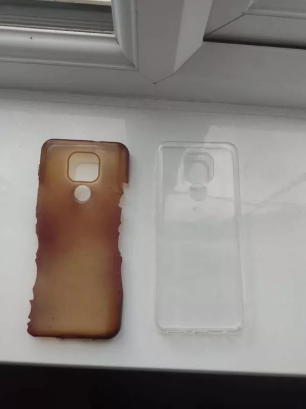 Incredible photos that are worth sharing - #2 My old phone case versus the new one Incredible photos that are worth sharing - #2 My old phone case versus the new one