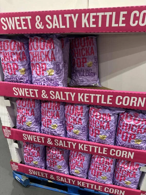 Incredible photos that are worth sharing - #5 Kettle corn bags with almost no air inside Incredible photos that are worth sharing - #5 Kettle corn bags with almost no air inside