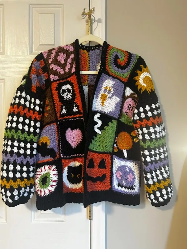 Autumnal vibes and spooky times - #12 A new cardigan for Halloween Autumnal vibes and spooky times - #12 A new cardigan for Halloween