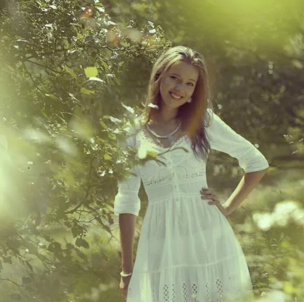 Sundresses the epitome of summer sensuality - #19 