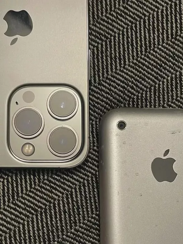 Ces photos qui ne vous laisseront pas indifferent - #14 La différence entre les appareils photo des iPhones