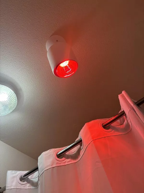 This is guaranteed to grab your attention - #22 My hotel bathroom has a heat lamp