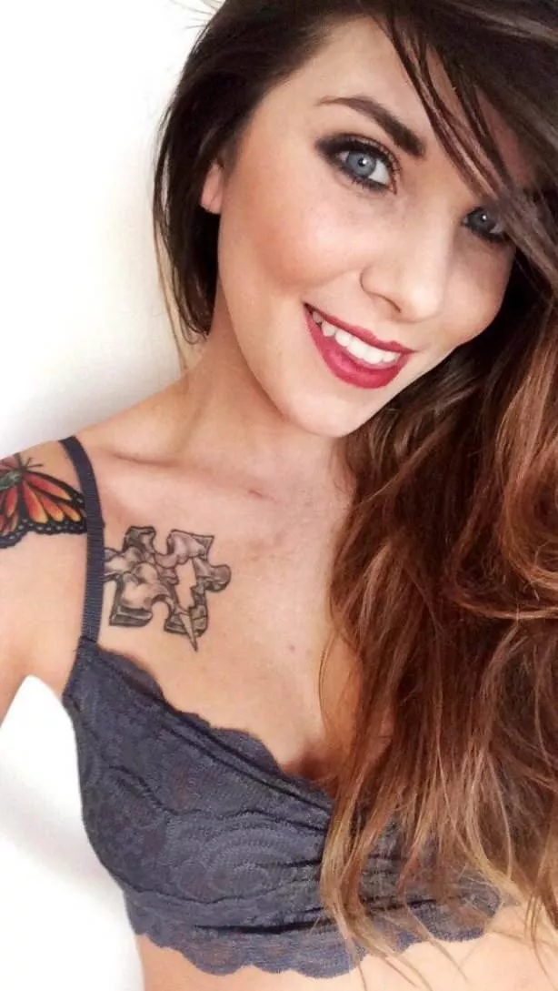The sexy allure of lipstick - #10 