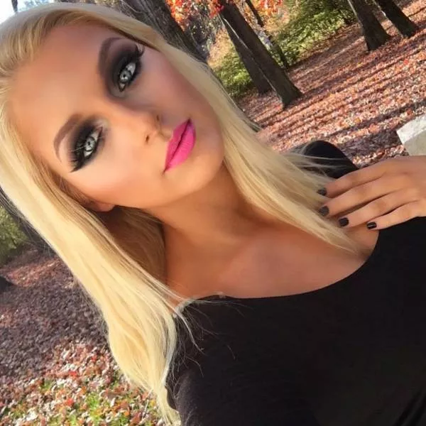 Le charme sexy du rouge a levres - #29 