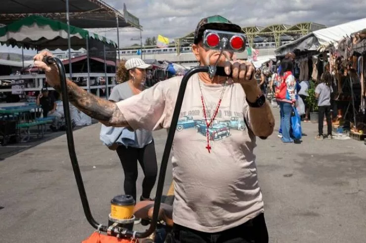 Le meilleur de la photographie de rue 2025 - #22 Finaliste : Le bon, la brute et le truand par Eric Davidove, États-Unis Le meilleur de la photographie de rue 2025 - #22 Finaliste : Le bon, la brute et le truand par Eric Davidove, États-Unis