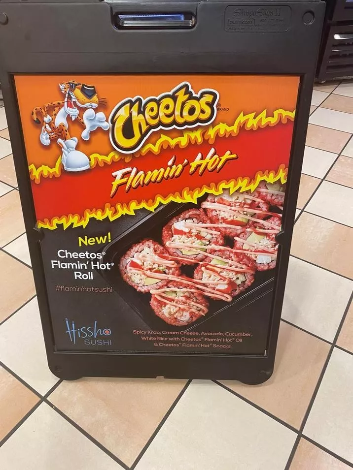 Produits horribles pourquoi ca existe - #8 Rouleaux « Cheetos » Flamin’ Hot